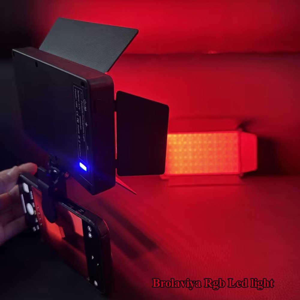 BROLAVIYA® Four-Leaf Baffle Spotlight, 2000mAh Rechargeable, Full Color RGB Video Pocket L - Image 2